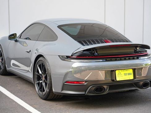 Used 2025 Porsche 911 Carrera w/ Premium Package RWD image 46