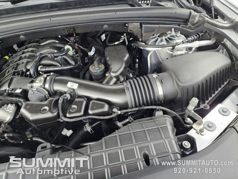 New 2025 Jeep Grand Cherokee Limited w/ Black Appearance Package image 18