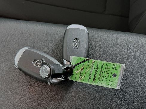 Used 2023 Hyundai Elantra SEL FWD image 24