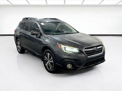 Used 2019 Subaru Outback 2.5i Limited AWD/4WD image 3