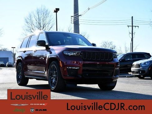 Used 2024 Jeep Grand Cherokee L Summit AWD/4WD image 1