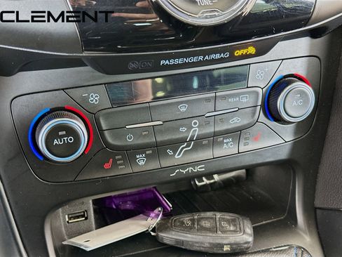 Used 2017 Ford Focus RS image 24