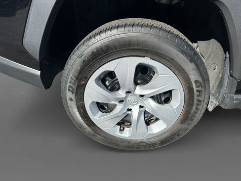 Used 2025 Toyota RAV4 LE image 10