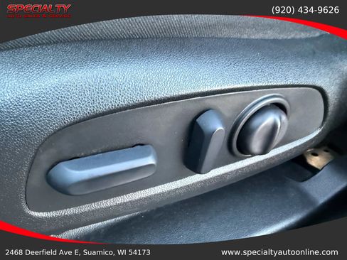 Used 2022 Chevrolet Equinox LT image 31