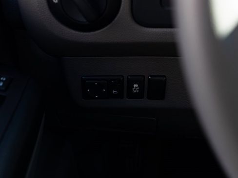 Used 2020 Nissan NV 3500 SV image 14