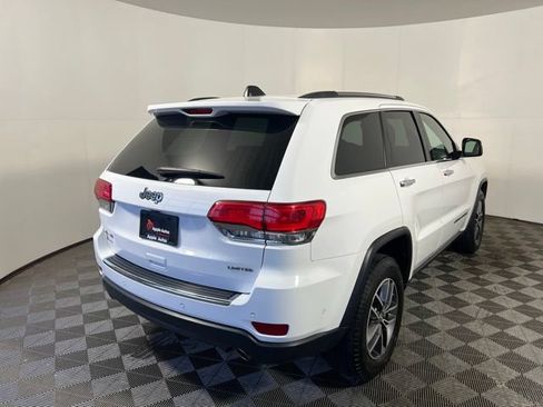 Certified 2018 Jeep Grand Cherokee Limited AWD/4WD image 9