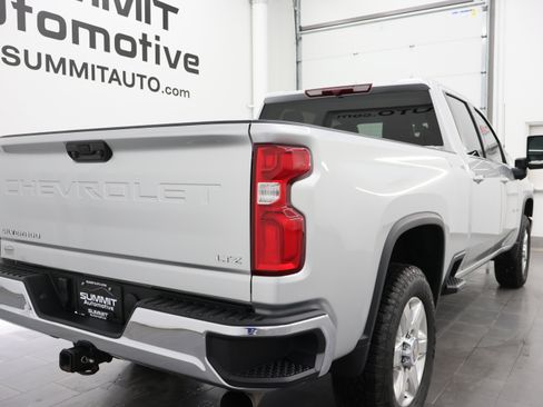 Used 2023 Chevrolet Silverado 3500 LTZ w/ Gooseneck/5TH Wheel Package image 4