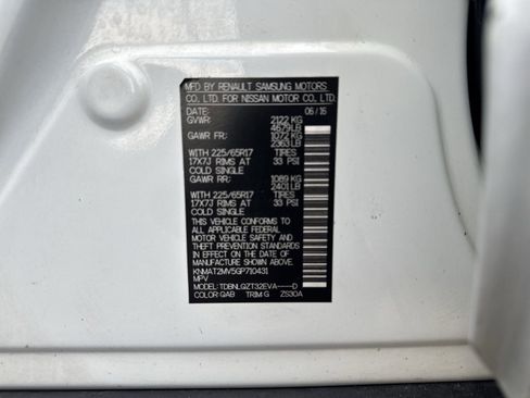 Used 2016 Nissan Rogue SV AWD/4WD image 39