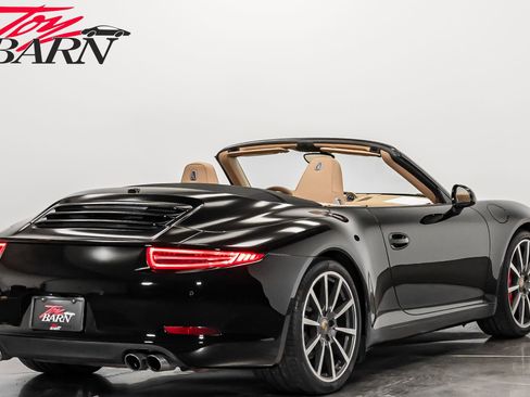 Used 2015 Porsche 911 Carrera S image 5
