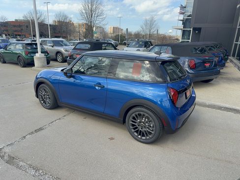 New 2026 MINI Cooper 2-Door Hardtop image 4