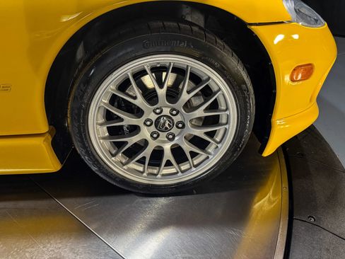 Used 2002 Dodge Viper GTS RWD image 25