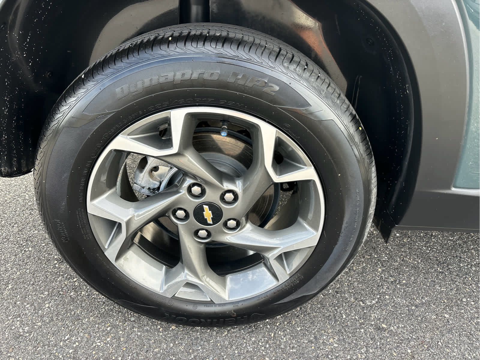 Used 2025 Chevrolet Trax LT FWD image 24