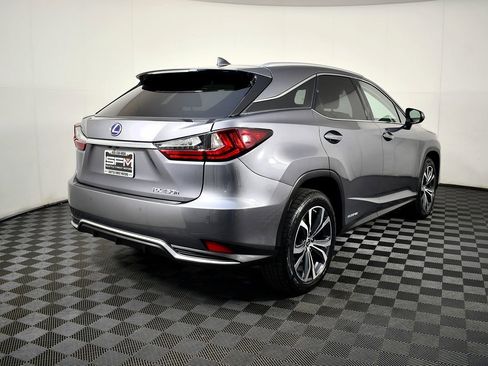 Used 2022 Lexus RX 450h AWD image 9
