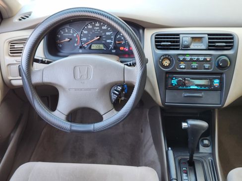 Used 1999 Honda Accord LX image 23