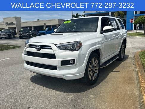 Used 2022 Toyota 4Runner TRD Sport w/ Technology Package RWD image 2