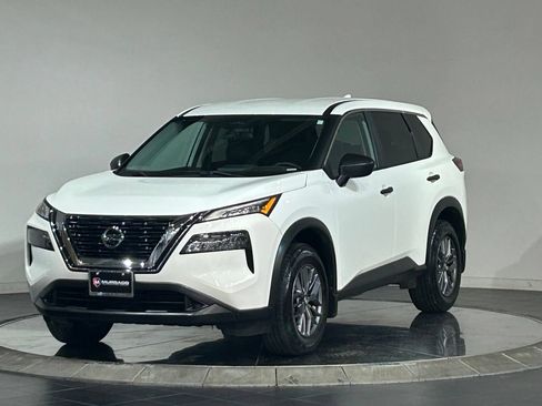Used 2021 Nissan Rogue S AWD/4WD image 5
