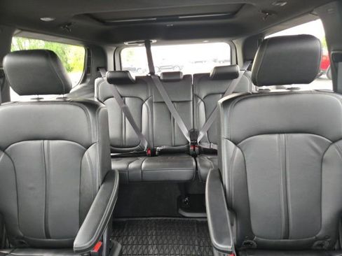 Used 2024 Jeep Wagoneer Series II w/ Convenience Group I image 56