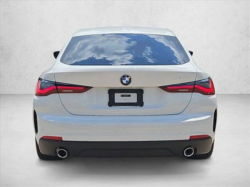 Used 2025 BMW 430i w/ Premium Package RWD image 7