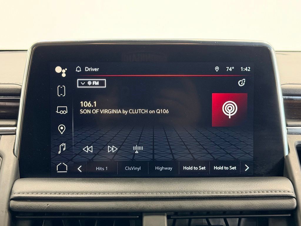 Used 2023 GMC Yukon SLE AWD/4WD image 14