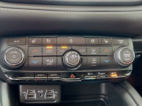 Used 2021 Dodge Durango SRT Hellcat w/ Technology Group image 16