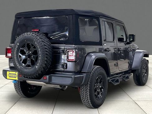 Used 2023 Jeep Wrangler Unlimited image 12