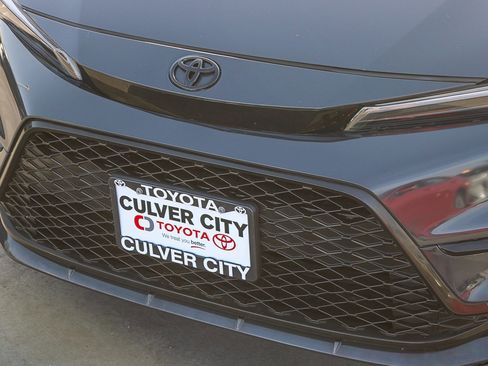 Certified 2023 Toyota Corolla SE image 6