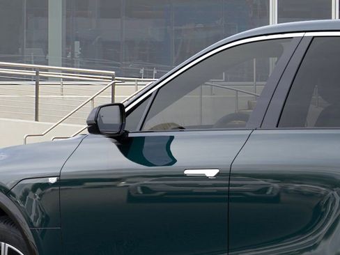 New 2026 Cadillac Lyriq Luxury image 12