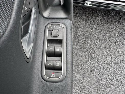 Used 2025 Mercedes-Benz CLA 250 4MATIC image 21