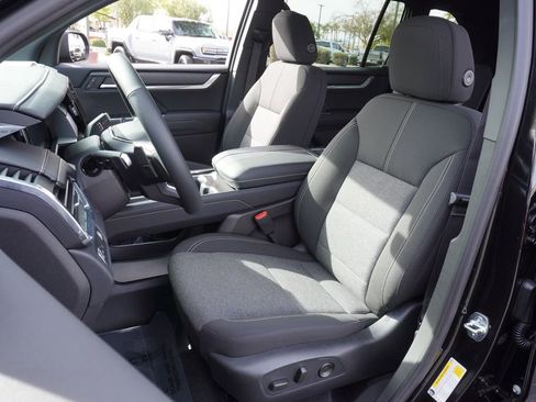 New 2026 GMC Acadia Elevation image 14