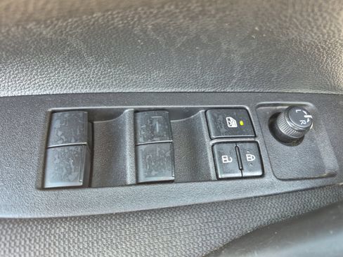 Certified 2025 Toyota Corolla LE FWD image 15