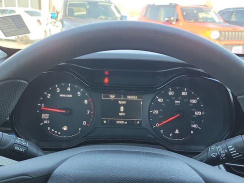 Used 2024 Chevrolet Trax LS w/ LS Convenience Package image 18