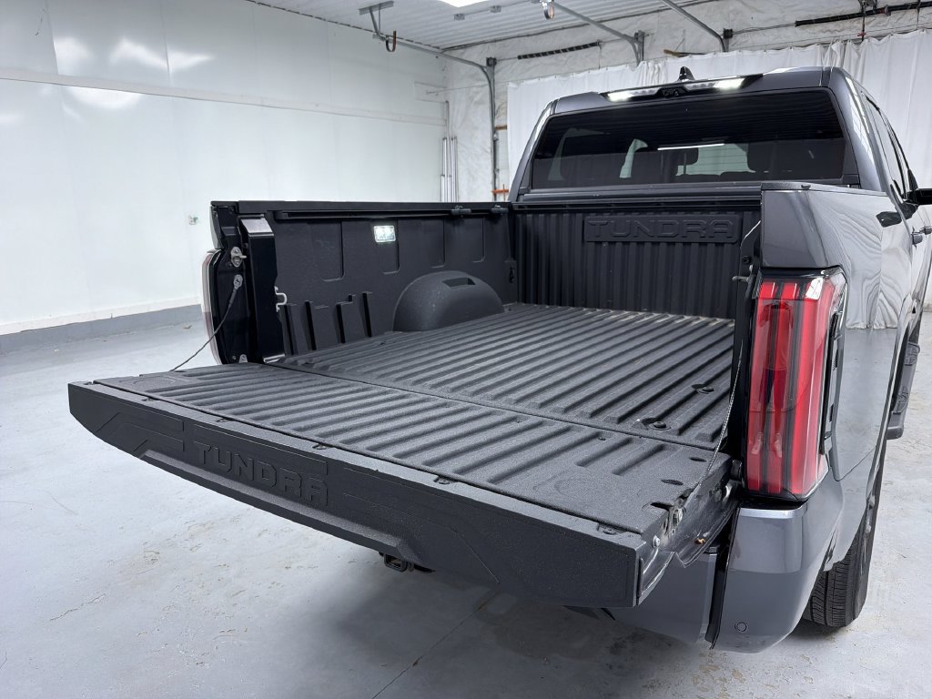 Used 2023 Toyota Tundra Platinum AWD/4WD image 16