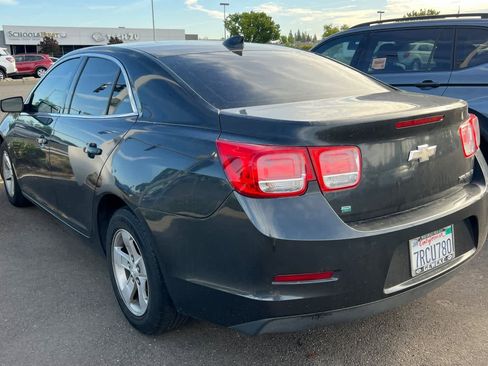 Used 2015 Chevrolet Malibu LT FWD image 6