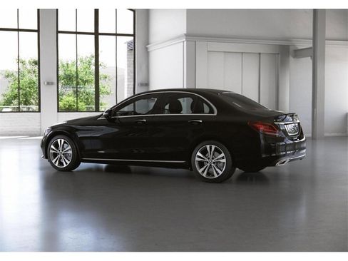 Used 2021 Mercedes-Benz C 300 4MATIC Sedan image 32