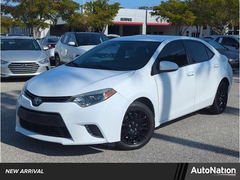 Used 2016 Toyota Corolla LE image 1