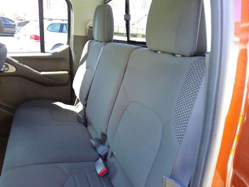 Used 2018 Nissan Frontier PRO-4X image 23