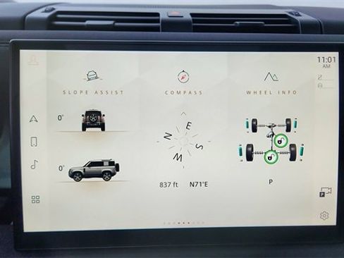 Used 2023 Land Rover Defender 110 75th Limited Edition image 44