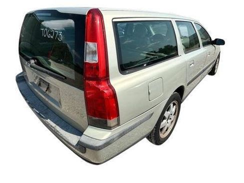 Used 2003 Volvo V70 2.5T AWD/4WD image 5