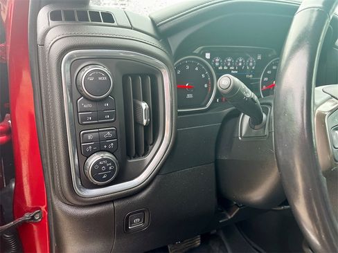 Used 2022 Chevrolet Silverado 1500 High Country image 10