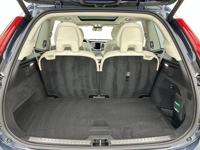 Certified 2025 Volvo XC90 B6 Plus w/ Protection Package Premier AWD/4WD image 25