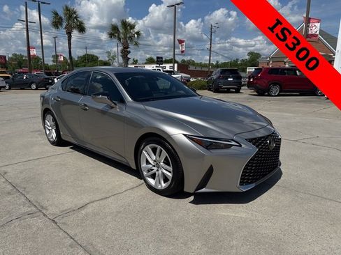 Used 2021 Lexus IS 300 w/ Accessory Package image 3