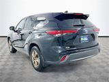 Certified 2022 Toyota Highlander Bronze Edition image 5