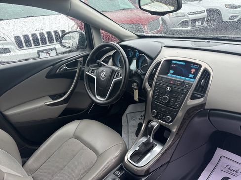 Used 2015 Buick Verano FWD image 19