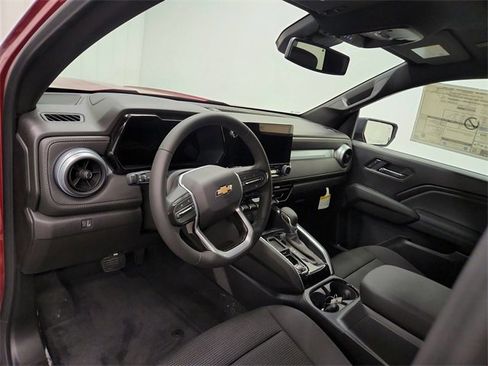 New 2026 Chevrolet Colorado LT image 17