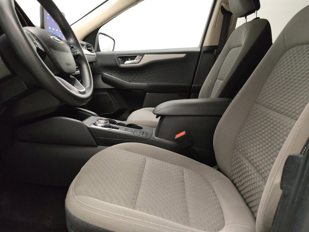 Used 2020 Ford Escape SE FWD image 17