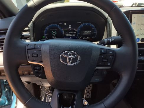 Certified 2025 Toyota Camry XSE FWD image 14