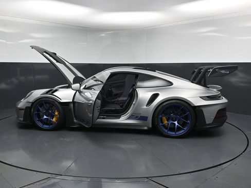 Used 2024 Porsche 911 GT3 RS RWD image 32