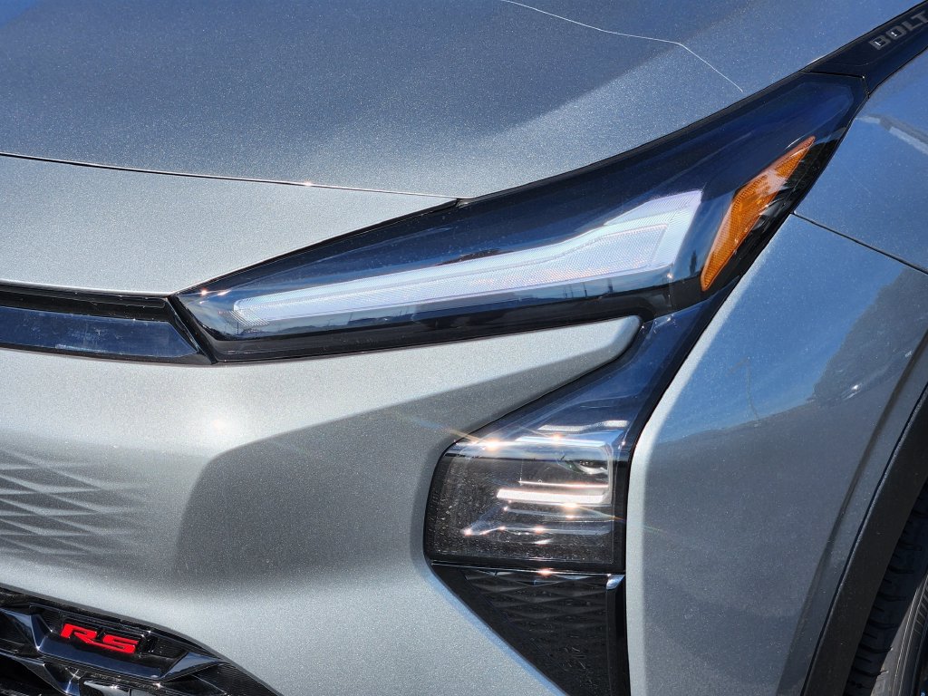 New 2027 Chevrolet Bolt RS w/ Technology Package FWD image 6