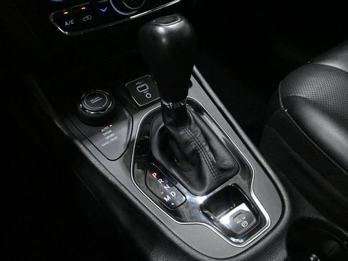 Certified 2023 Jeep Cherokee Altitude Lux image 16