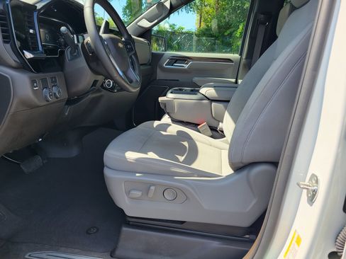 Certified 2025 Chevrolet Silverado 1500 LT RWD image 33